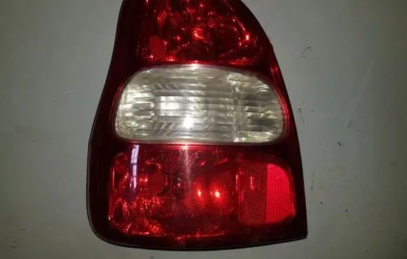 KIA Carnival Rear/tail lights