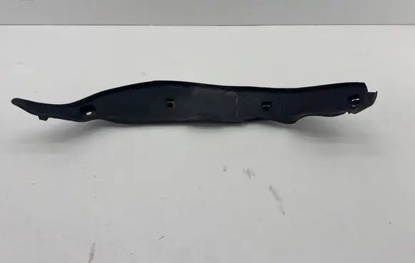 BMW X5 G05 Fender end trim 51437214654 7214654