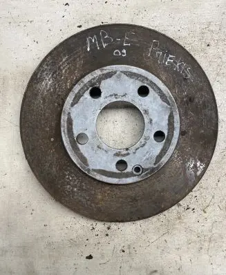 Mercedes-Benz E W211 Front brake disc