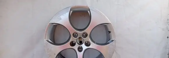 Volkswagen Golf IV R18 alloy rim