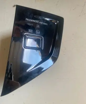 Volkswagen Polo VI Hazard light switch 2G1919225RDY