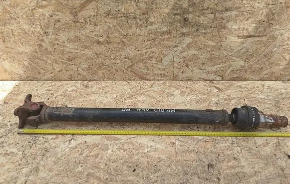 Mitsubishi Pajero Front prop shaft