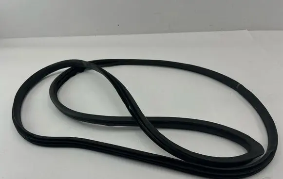 Honda Civic Front door rubber seal 