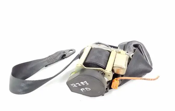 Peugeot 607 Front seatbelt