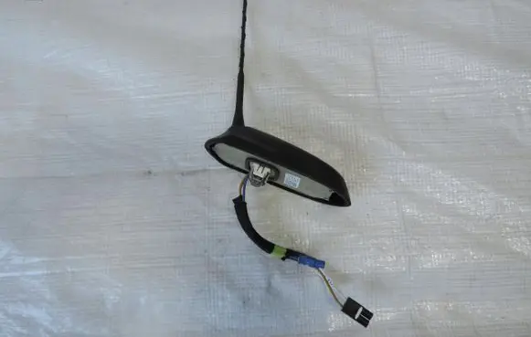 Opel Crossland X Radio antenna 