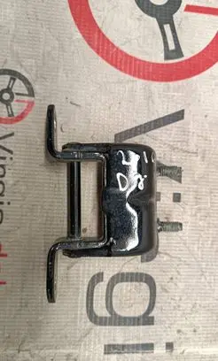 Nissan X-Trail T32 Rear door upper hinge 