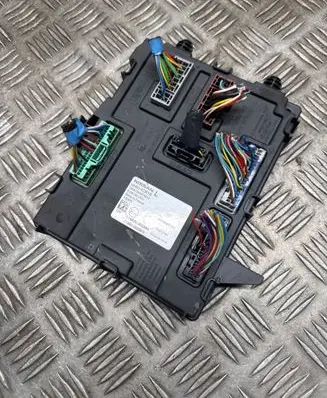 Nissan Qashqai BSM Control unit 284B14CB1A S180192102G 15331640470012