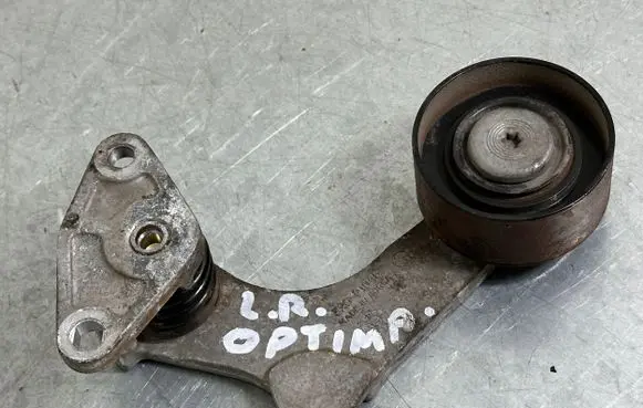 KIA Optima Alternator belt tensioner 252812E650