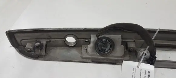KIA Sorento Trunk door license plate light bar 925003E1
