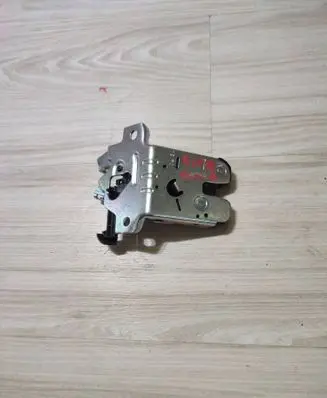 Skoda Scala Tailgate/trunk/boot lock/catch/latch 3V0827505C