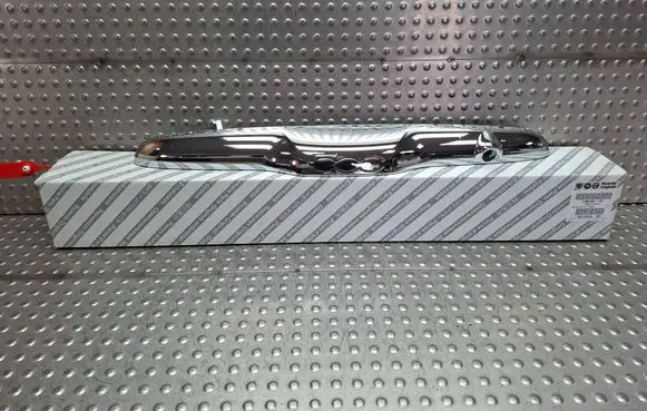 Fiat 500 Trunk door license plate light bar S26337852 0735516207