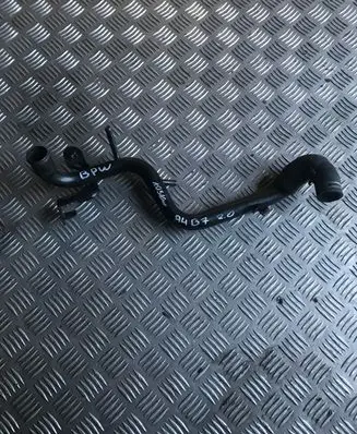 Audi A4 S4 B7 8E 8H Engine coolant pipe/hose 038121071S 038121071
