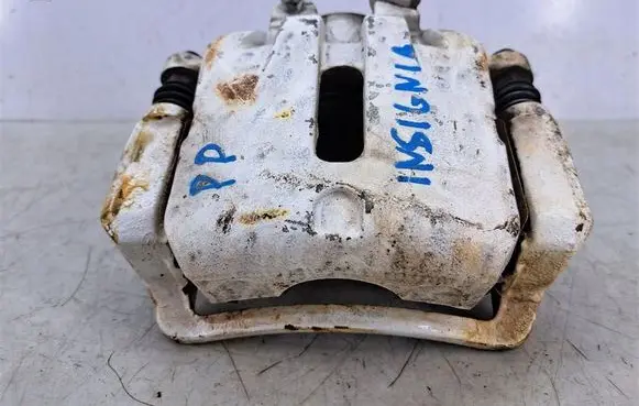 Opel Insignia A Front brake caliper 