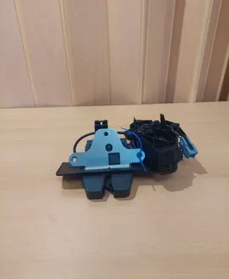 Volvo XC60 Tailgate/trunk/boot lock/catch/latch 30784560