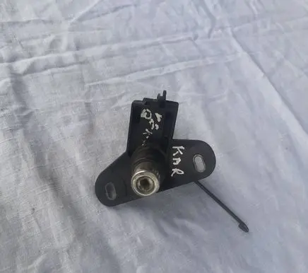 Opel Vectra B Tailgate window lock/catch/latch 