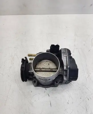 Volkswagen PASSAT B5 Throttle valve 021133066 408235120