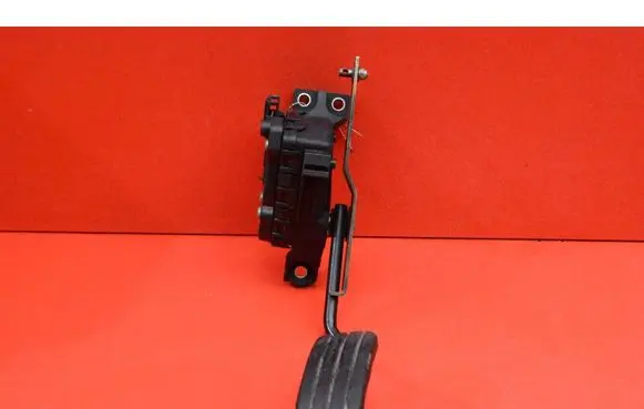 Opel Vivaro Accelerator throttle pedal 7700313060