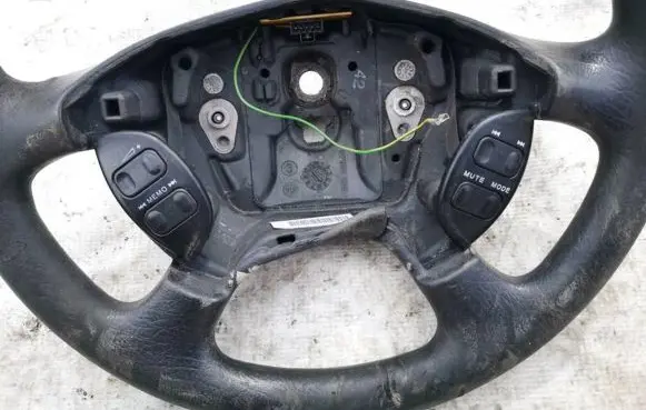 Citroen Xsara Picasso Steering wheel buttons/switches 