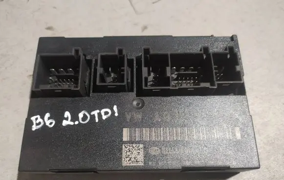 Volkswagen PASSAT B6 Comfort/convenience module 3C0959433R 5DK00906420 304721042