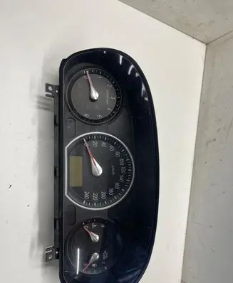 Hyundai Sonata Speedometer (instrument cluster) 940033K665