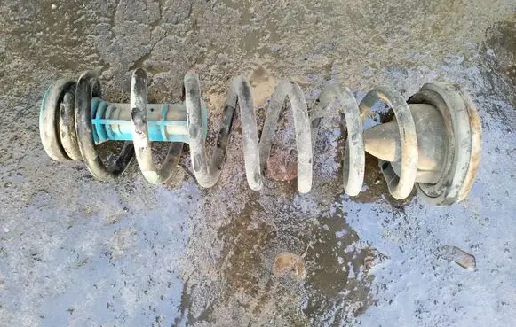 Renault Scenic II - Grand scenic II Rear coil spring