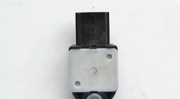 Lexus IS 220D-250-350 Airbag deployment crash/impact sensor 898310W040