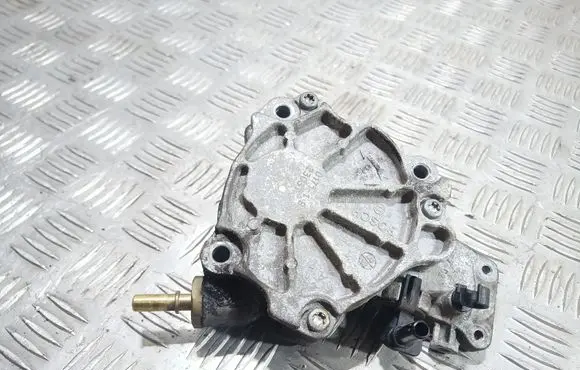 Mitsubishi Outlander Vacuum pump D1711B