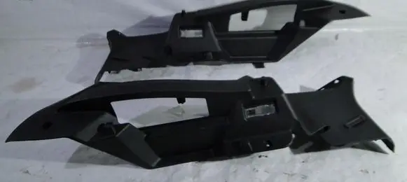 Ford Focus Parcel shelf load cover mount bracket 