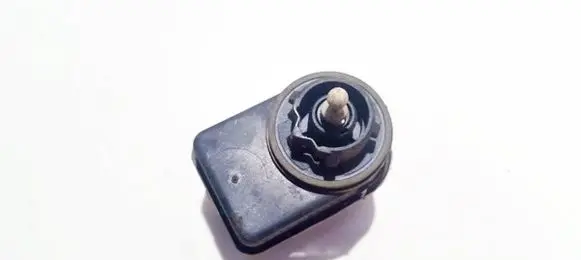 Peugeot 106 Headlight level adjustment motor 