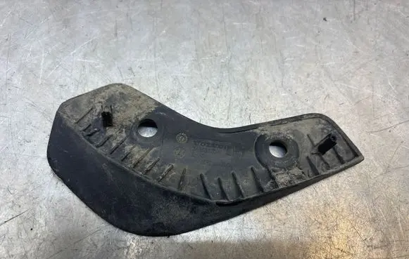 Volvo V60 Front mudguard 31353520