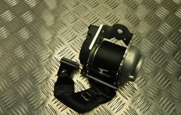 BMW X1 F48 F49 Front seatbelt 7425072