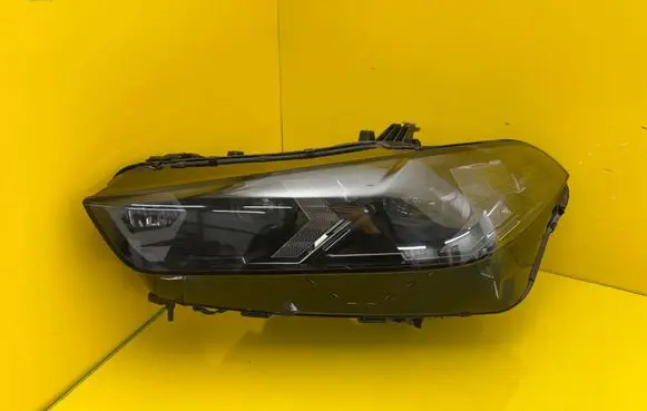 BMW X5 G05 Headlight/headlamp 5A8E115-01