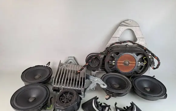 Mercedes-Benz E C207 W207 Audio system kit A1729012100 A1179008800 A2468200102