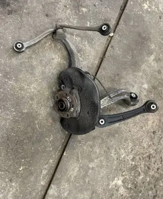 Audi A5 8T 8F Front wheel hub