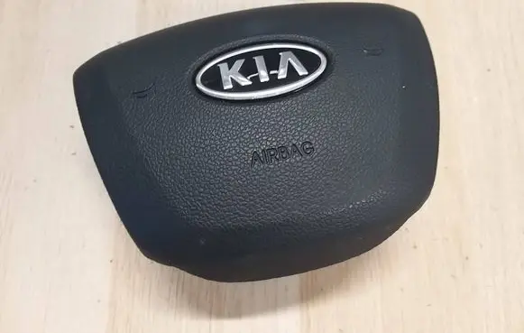 KIA Rio Steering wheel airbag 569001W000HU