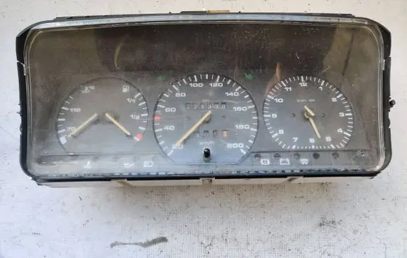 Volkswagen Transporter - Caravelle T4 Speedometer (instrument cluster) 701919059AC 81117657 E11065420