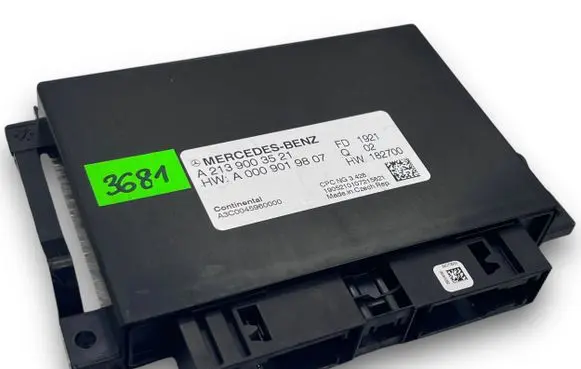 Mercedes-Benz E AMG W213 Central body control module S3681 A2139003521