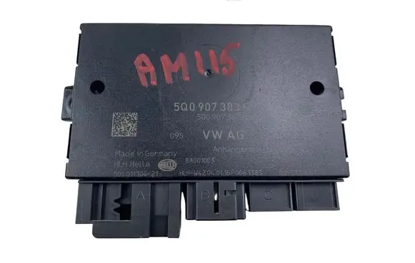 Volkswagen PASSAT B7 Other control units/modules 5Q0907383G