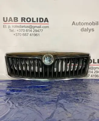 Skoda Octavia Mk2 (1Z) Front bumper upper radiator grill 1Z0853651C