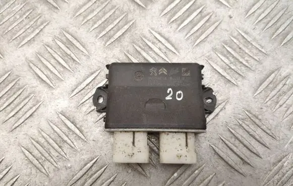 Peugeot Traveller Tailgate/trunk control unit/module 9809260680