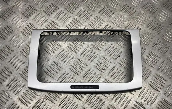 Volkswagen PASSAT B6 Radio/GPS head unit trim 3C0858069M