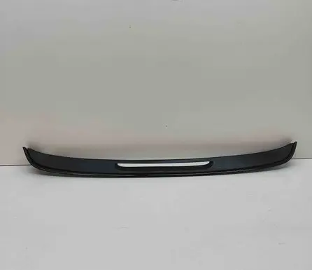 Volkswagen Touareg II Tailgate/trunk spoiler 7P6827934A