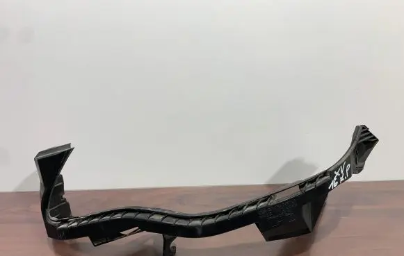 Subaru XV Front bumper mounting bracket