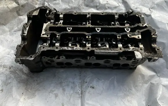 Mercedes-Benz E W212 Engine head A6420105820