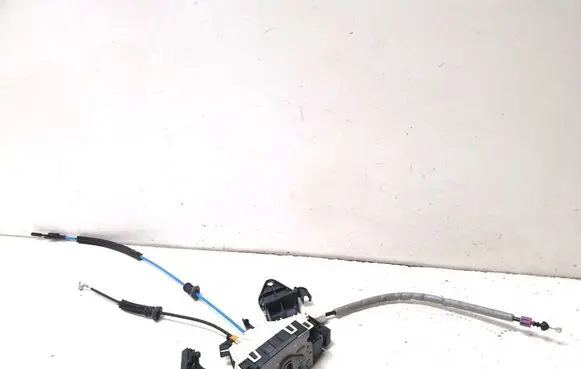 Mercedes-Benz GLK (X204) Rear door lock A2047301435