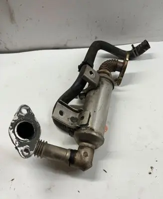 Ford Focus EGR valve cooler 4M5Q9F464BC 2744092