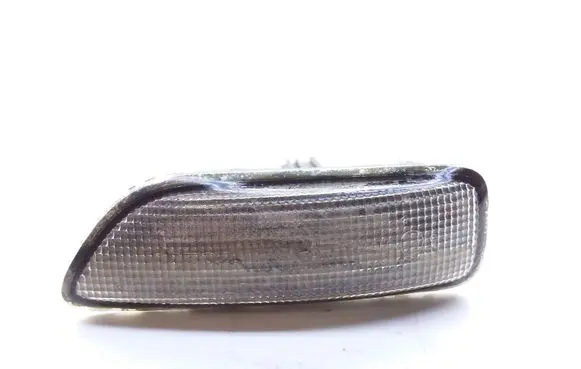 Volvo S80 Front fender indicator light 9178688 150724