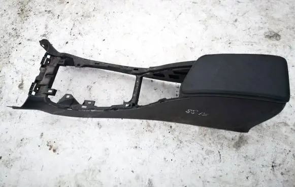 Renault Laguna III Armrest 10000920