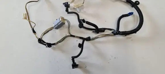 Toyota Avensis T250 Tailgate/trunk wiring harness 8218505081