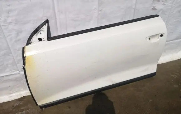 Door (2 Door Coupe)
